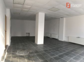 Spatiu comercial, zona Lipovei.