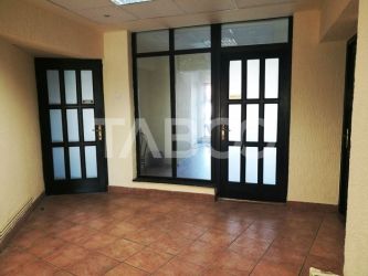 Spatiu de  birouri de vanzare  268 mpu etaj 1  zona Turnisor Sibiu
