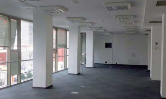 Spatiu de inchiriat,    Centru 