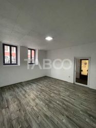 Spatiu de inchiriat ultracentral birouri sau magazin Centru 