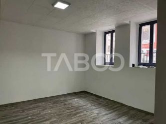 Spatiu ultracentral de inchiriat pretabil birouri sau magazin in Cluj