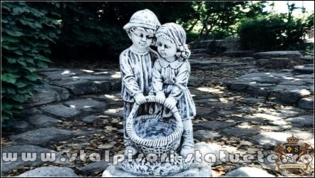 Statuetă copii cu coșuleț, gri patinat, model S7.