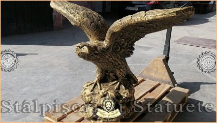 Statuetă vultur, acvilă, șoim, auriu patinat, model S35.