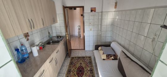 Str. SOVEJA - Tomis 3 Apartament cu 2 camere Decomandate 
