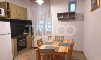 Studio de inchiriat la casa camera bucatarie baie langa Lidl Cisnadie