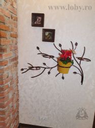 Suport “Ramura” pentru flori de perete