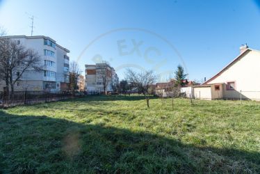 Teren 1562 mp intravilan-oportunitate pentru proiect rezidential in Pi