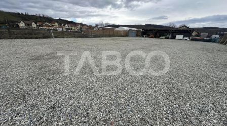 Teren acces direct din drum asfaltat de inchiriat 2000mp Viile Sibiulu