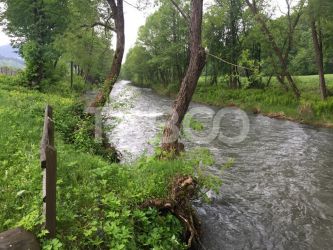 Teren de vanzare intravilan cu utilitati 3000mp la drum in Sacel