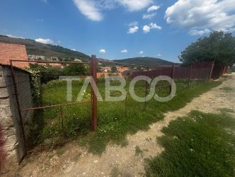 Teren de vanzare intravilan cu utilitati la strada  1116 mp Slimnic 
