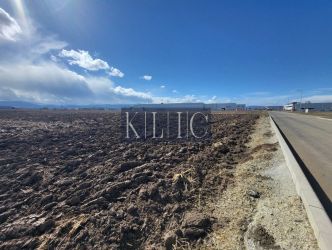 TEREN INDUSTRIAL DE VÂNZARE – OPORTUNITATE UNICĂ ÎN ZONA INDUSTRI