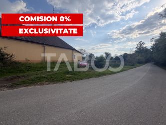 Teren intravilan 2200 mp cu utilitati in apropiere Sat Savastreni