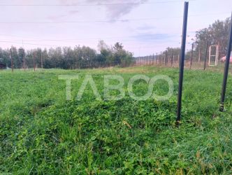 Teren intravilan 540 mp apa canalizare si curent in fata terenului