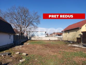 Teren intravilan de vanzare 714 mp deschidere la strada 17 m Sibiu