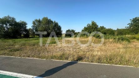 Teren pretabil investitie cu acces la drum asfaltat zona Strand Sibiu