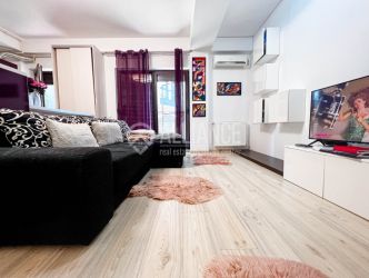 TOMIS PLUS  Apartament 2 Camere  Premium Curte interioara Privata