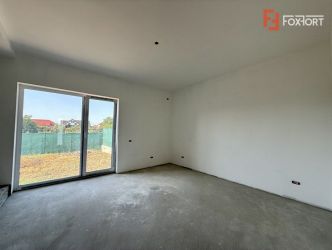 Triplex cu 4 camere, 115 mp, 3 bai - Zona Sacalaz