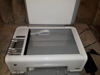Vand imprimanta multifunctionala HP Photosmart C 3180 
