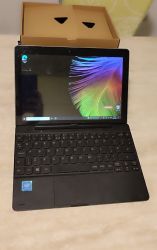 Vând tabletă Lenovo 2in1