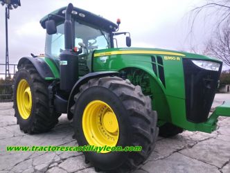 Vând tractor agricol John Deere 8360R. Spania