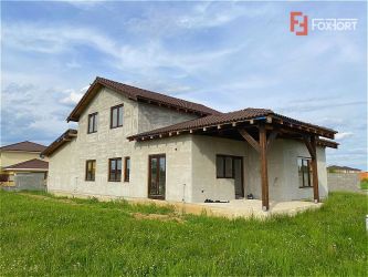 Vila cu Garaj-  Mosnita Noua- 223 mp Utili - V1836