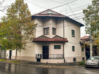 Vila cu personalitate,  zona Belvedere-Orhideea!