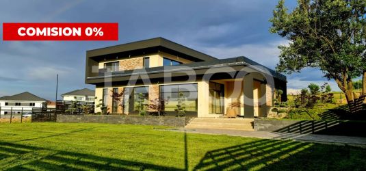 Vila de lux cu 5 camere, piscina si panorama superba, Cisnadie