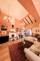 Vila Duplex cu lac si piscina Giarmata Vii  cu 5880 mp de teren - ID V