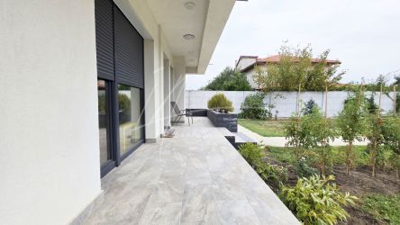 Vila eleganta cu arhitectura rafinata, in Cernica