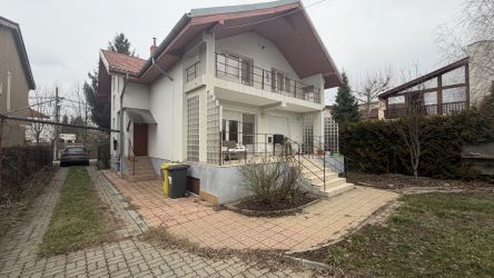 Vilă individuală de închiriat în Pipera – Drumul Potcoavei | 6 c