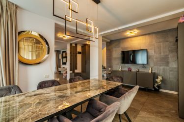 Vila moderna Mioveni | teren 1231 mp | terase, foisor si garaj