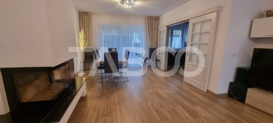 Vila moderna mobilata utilata singur in curte prima inchiriere Sibiu 