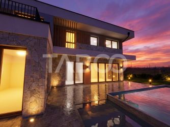 Vila moderna premium situata in Sannicoara 5 camere piscina exterioara