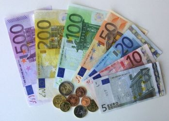 Vrei să împrumuți bani urgent?